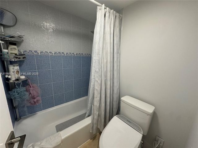 Apartment for rent  Unit #2217 - photo 7430020