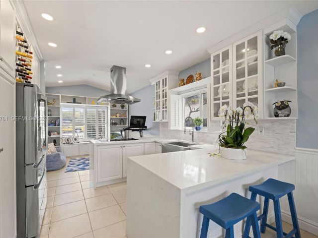 Home for sale at 3122 SW 144th Pl - photo 7515359