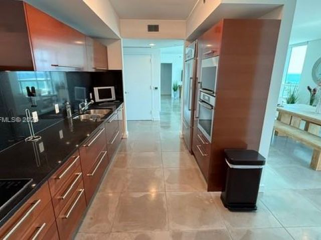 Apartment for sale  Unit #707 - photo 7430178