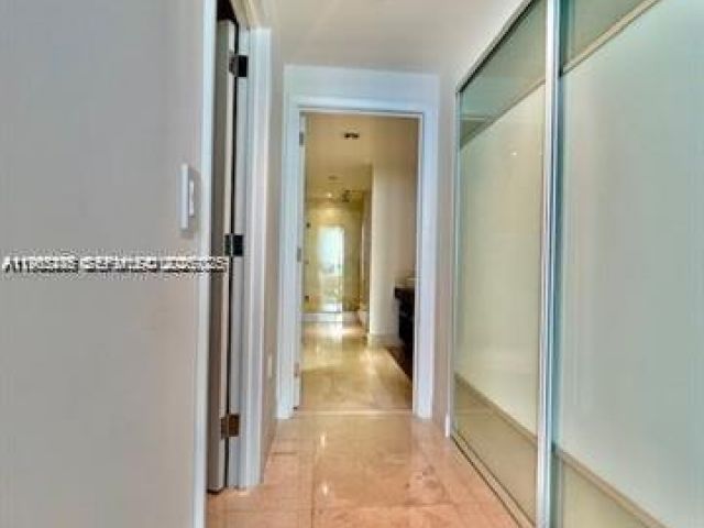 Apartment for rent  Unit #1007 - photo 7430253