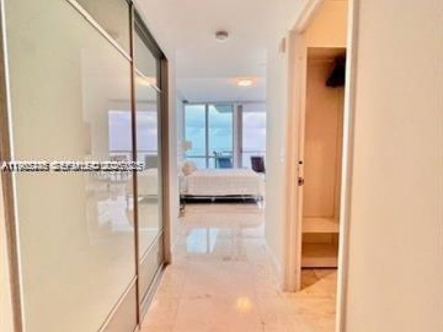 Apartment for rent  Unit #1007 - photo 7430258