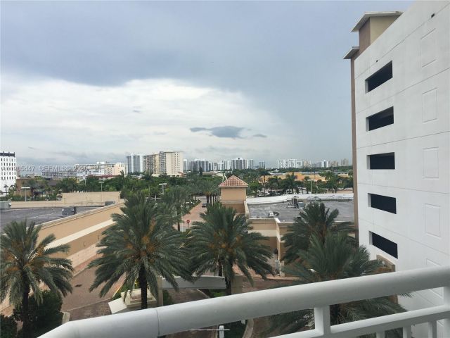 Apartment for rent  Unit #406E - photo 7429165