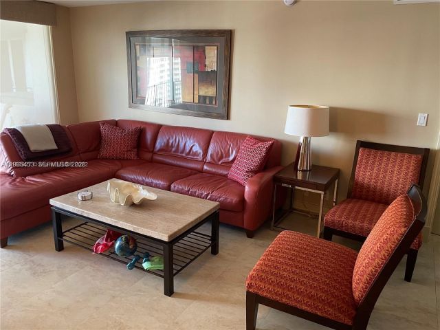 Apartment for rent  Unit #1404 - photo 7429992