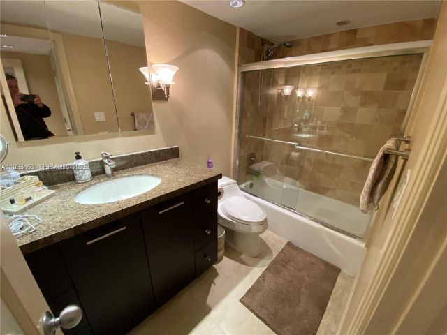 Apartment for rent  Unit #1404 - photo 7430000