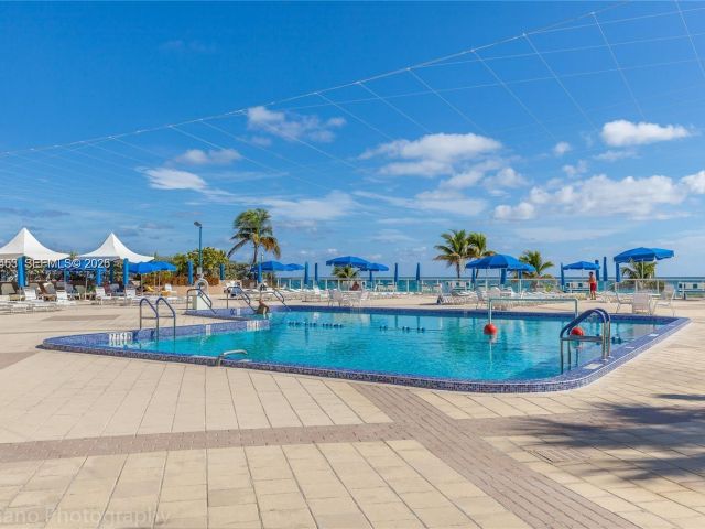 Apartment for rent  Unit #1404 - photo 7430007