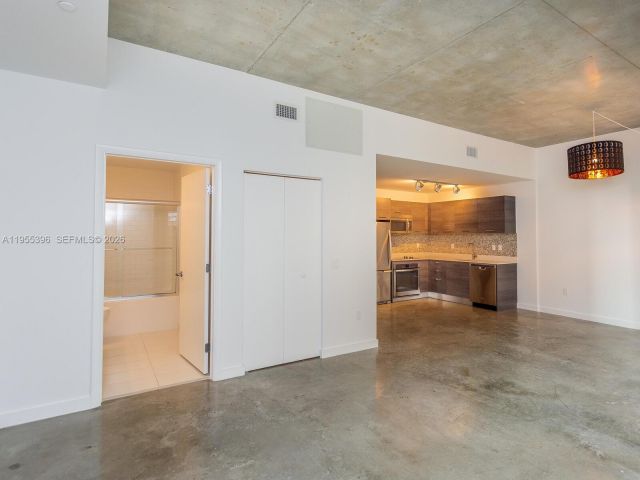 Apartment for sale  Unit #805 - photo 7429462