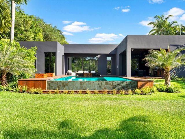 Home for rent at 871 NE 83rd St - photo 7429006