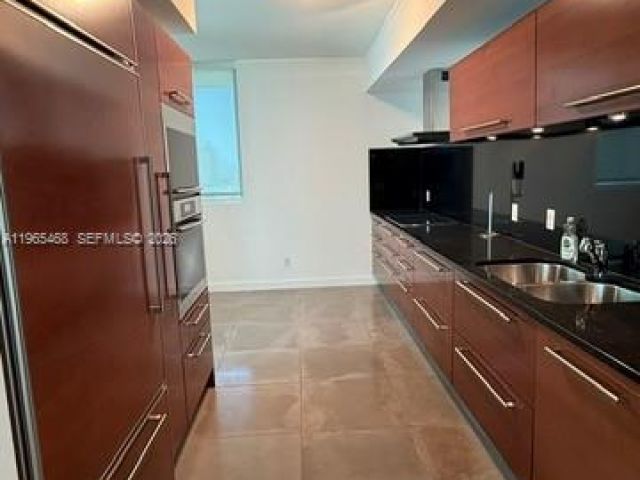 Apartment for rent  Unit #707 - photo 7430198