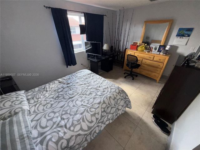 Home for sale at 5320 NW 190th St - photo 7428592