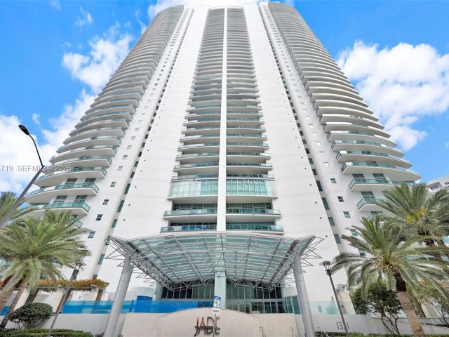 Apartment for sale  Unit #3607 - photo 7511597