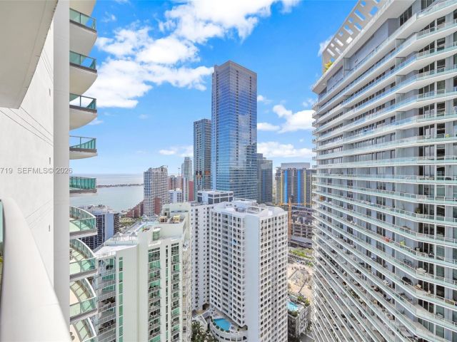 Apartment for sale  Unit #3607 - photo 7511606