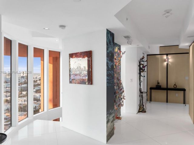 Apartment for rent  Unit #3105 - photo 7517481