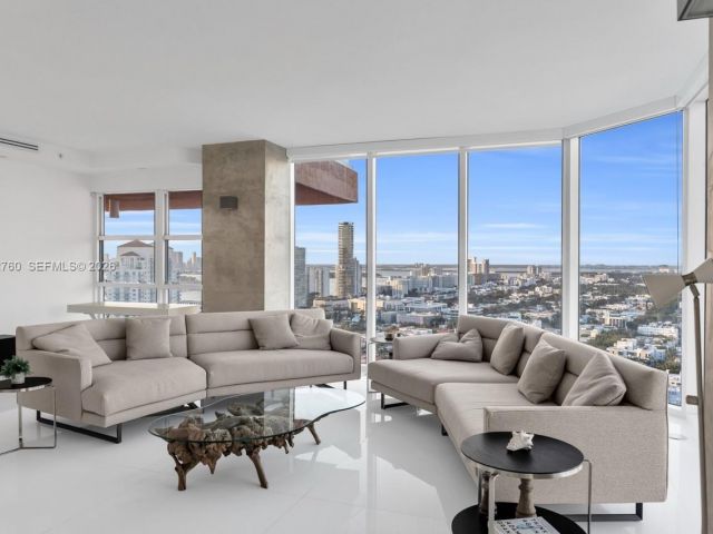 Apartment for rent  Unit #3105 - photo 7517486