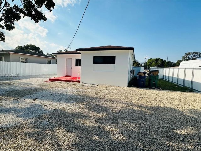 Home for sale at 1100 NW 75th St - photo 7429026