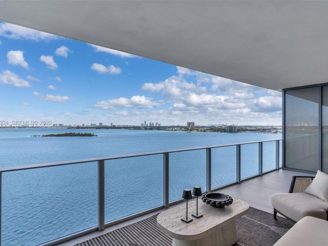 Apartment for rent  Unit #1203 - photo 7429582