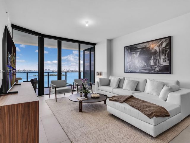 Apartment for rent  Unit #1203 - photo 7429602