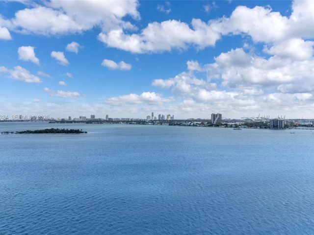 Apartment for rent  Unit #1203 - photo 7429611