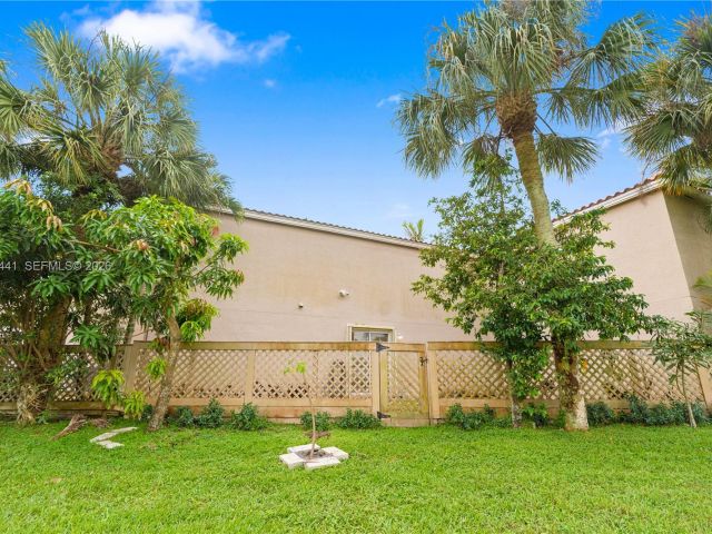 Home for rent at 11009 Mainsail Dr 11009 - photo 7486996