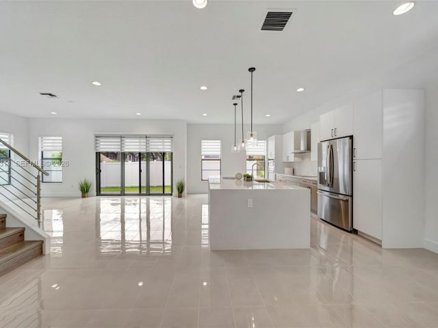 Home for rent at 1454 SW 23rd St - photo 7482947