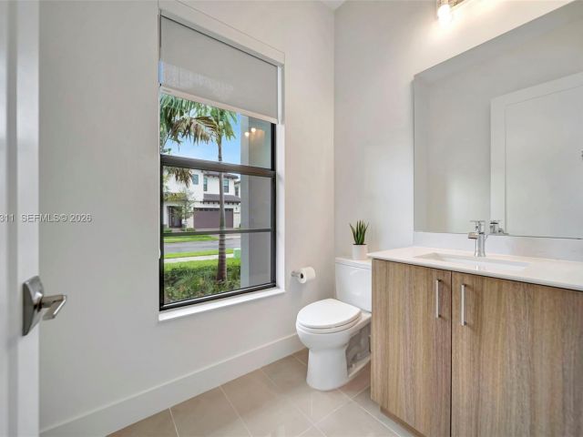 Home for rent at 1454 SW 23rd St - photo 7482952