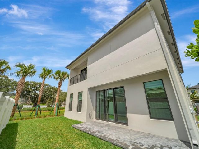 Home for rent at 1454 SW 23rd St - photo 7482962