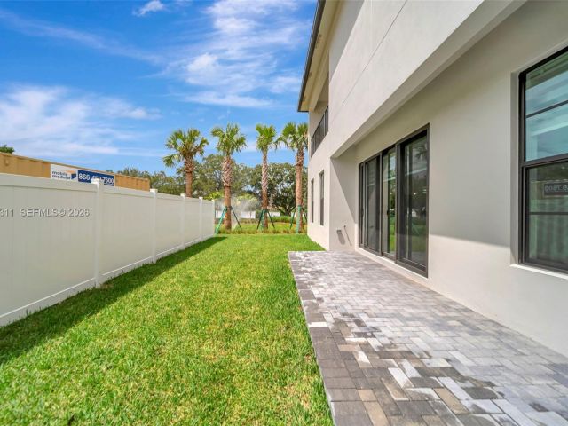 Home for rent at 1454 SW 23rd St - photo 7482963