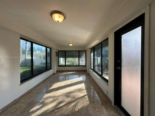 Home for rent at 926 Polk St - photo 7473684