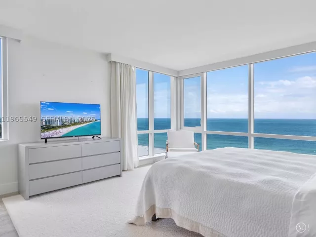 3-bedroom condo for sale in Miami Beach - 102 24th St 1119 - MondialRealty