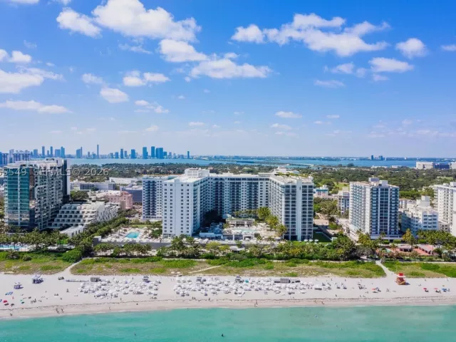3-bedroom condo for sale in Miami Beach - 102 24th St 1119 - MondialRealty