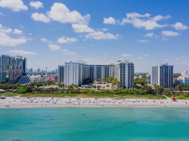 3-bedroom condo for sale in Miami Beach - 102 24th St 1119 - MondialRealty