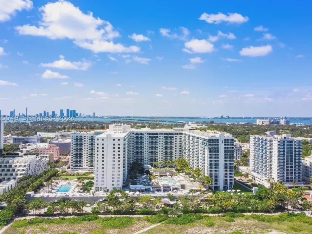 3-bedroom condo for sale in Miami Beach - 102 24th St 1119 - MondialRealty