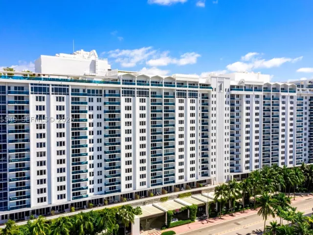 3-bedroom condo for sale in Miami Beach - 102 24th St 1119 - MondialRealty