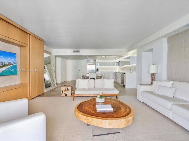 Apartment for sale  Unit #1119 - photo 7430975