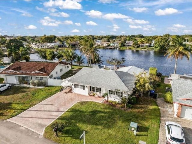 Home for sale at 3371 NW 67th St - photo 7481642