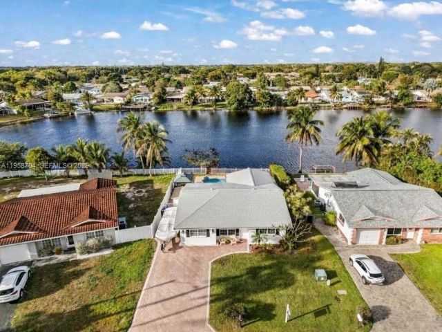 Home for sale at 3371 NW 67th St - photo 7481643