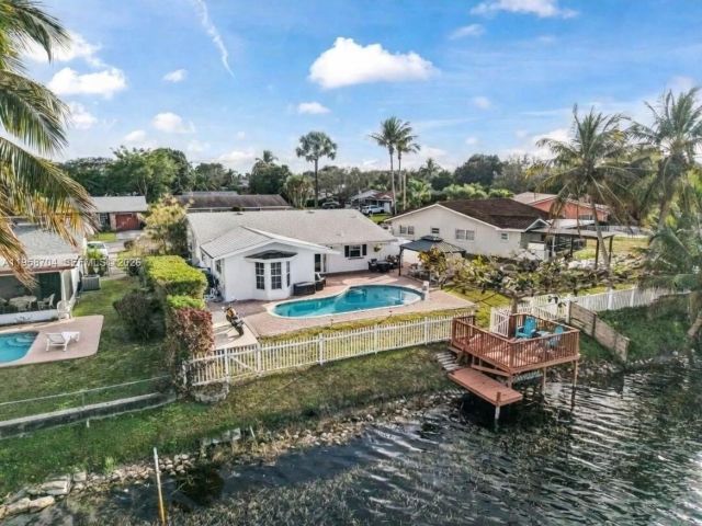 Home for sale at 3371 NW 67th St - photo 7481645