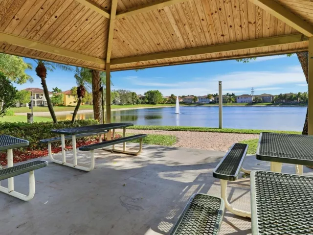 4-bedroom home for sale in West Palm Beach - 236 Gazetta Way - MondialRealty