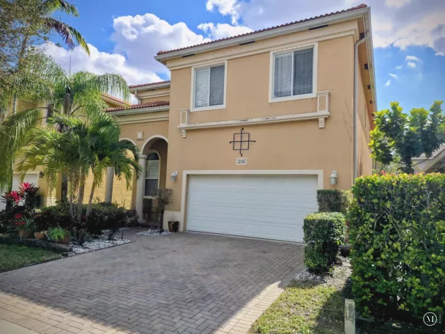 4-bedroom home for sale in West Palm Beach - 236 Gazetta Way - MondialRealty