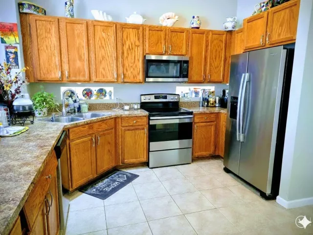 4-bedroom home for sale in West Palm Beach - 236 Gazetta Way - MondialRealty