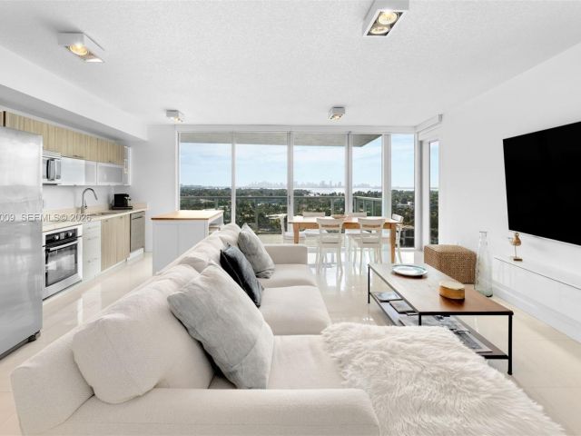 Apartment for sale  Unit #1207 - photo 7430638