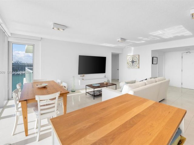 Apartment for sale  Unit #1207 - photo 7430640