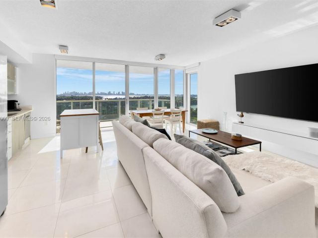 Apartment for sale  Unit #1207 - photo 7430642