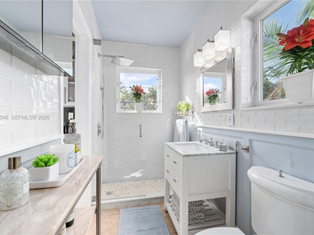 Home for sale at 4500 Sheridan Ave - photo 7467894