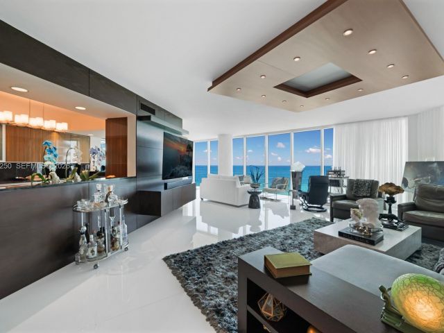 Apartment for sale  Unit #905 - photo 7441235