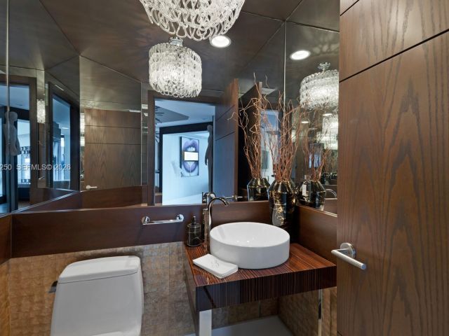 Apartment for sale  Unit #905 - photo 7441247