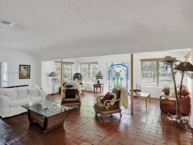 Home for sale at 1107 Alhambra Cir - photo 7471511