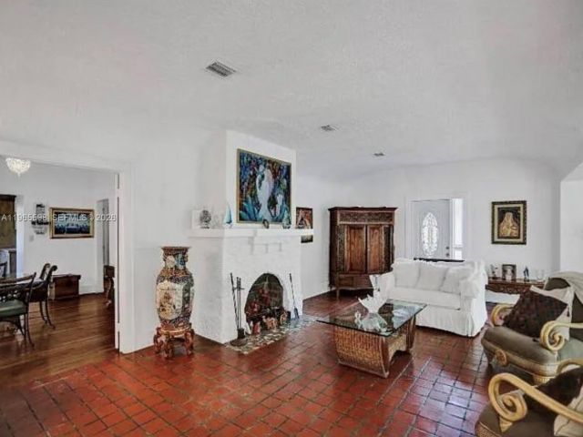 Home for sale at 1107 Alhambra Cir - photo 7471516