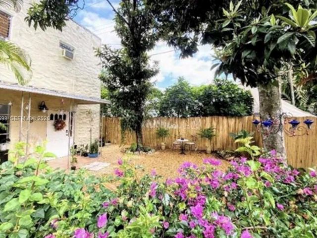 Home for sale at 1107 Alhambra Cir - photo 7471526