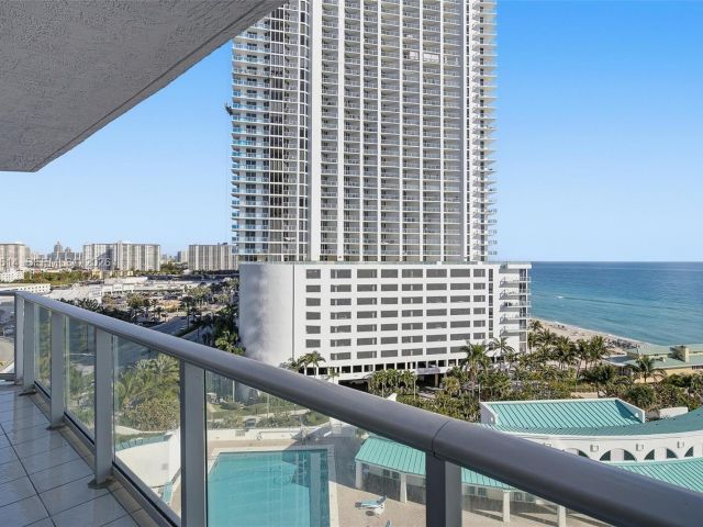 Apartment for sale  Unit #1034 - photo 7432256