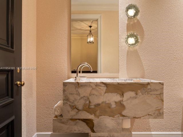 Apartment for sale  Unit #PH-1A - photo 7491241